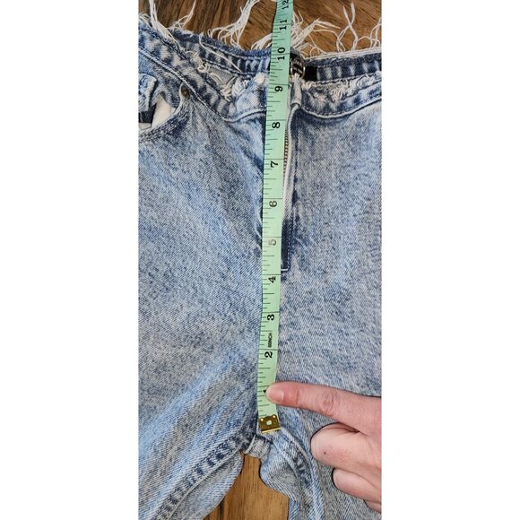 Social Tourist Low Rise Ripped Acid Washed Jeans Sz W26 - Picture 11 of 11